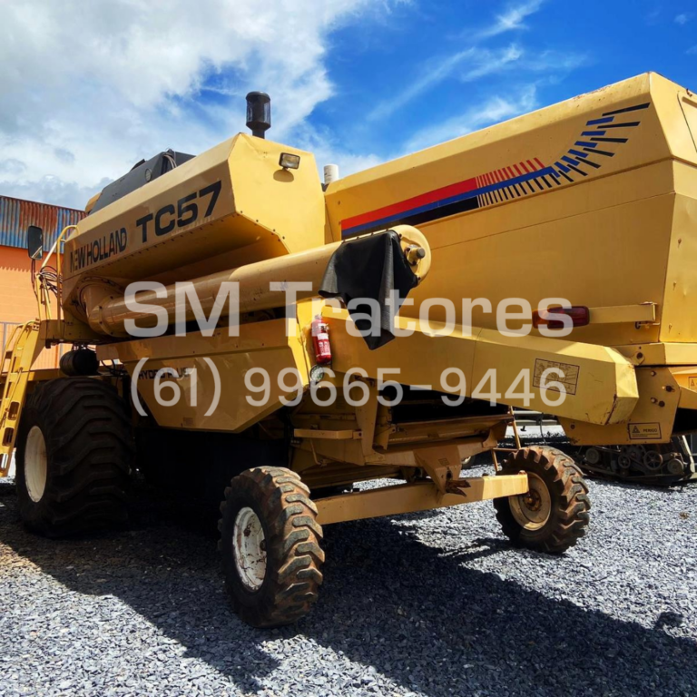 Colheitadeira New Holland | TC 57 | 2000